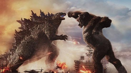 Godzilla fighting King Kong