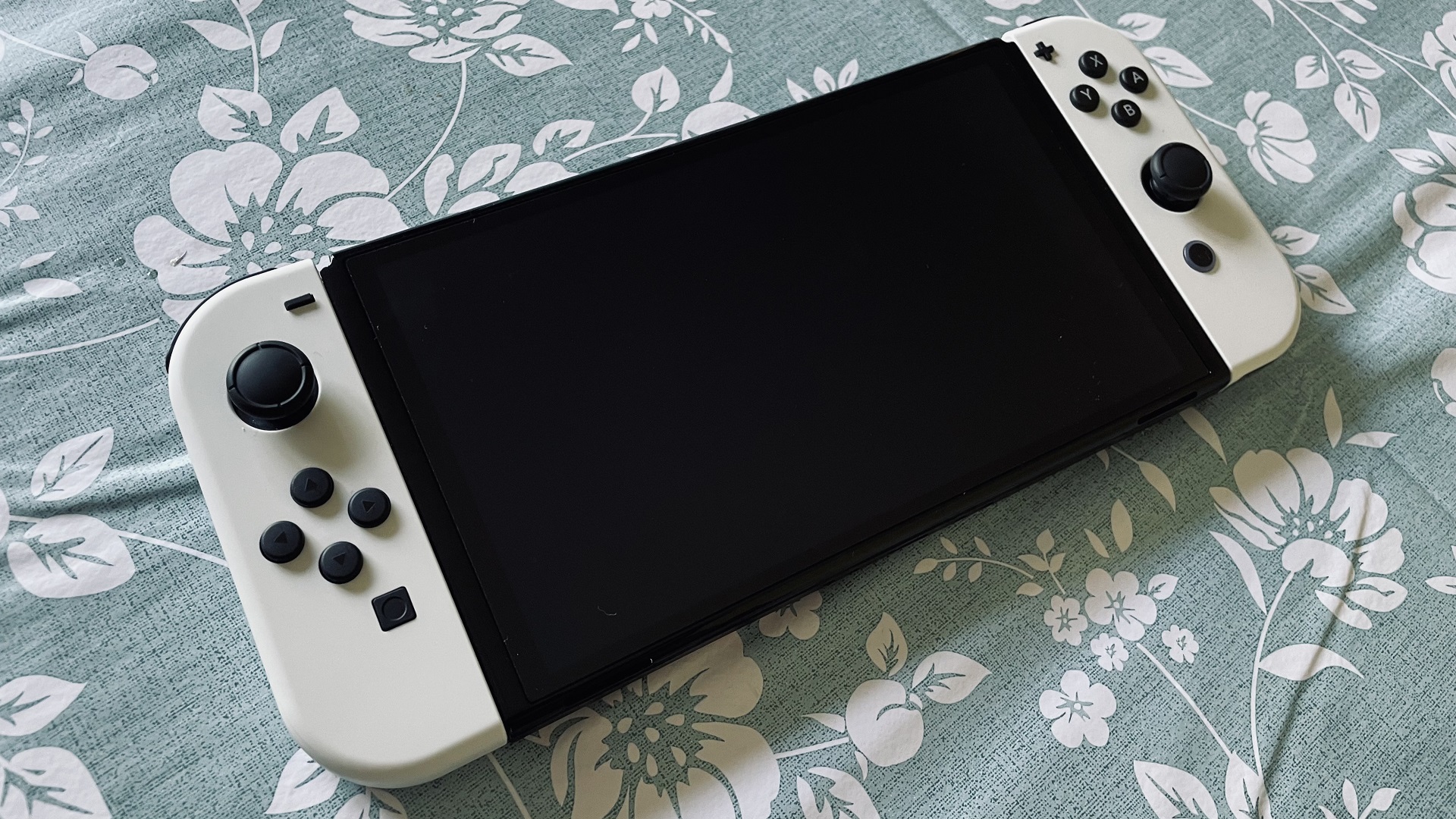 Nintendo Switch OLED review: the best Switch yet | Pocket Tactics