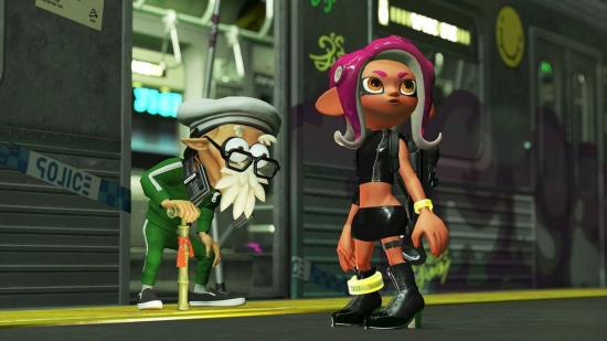 A Splatoon 2 Octo Expansion screenshot featuring the old man with a stick who helps you on your journey (and raps), and the player-character.