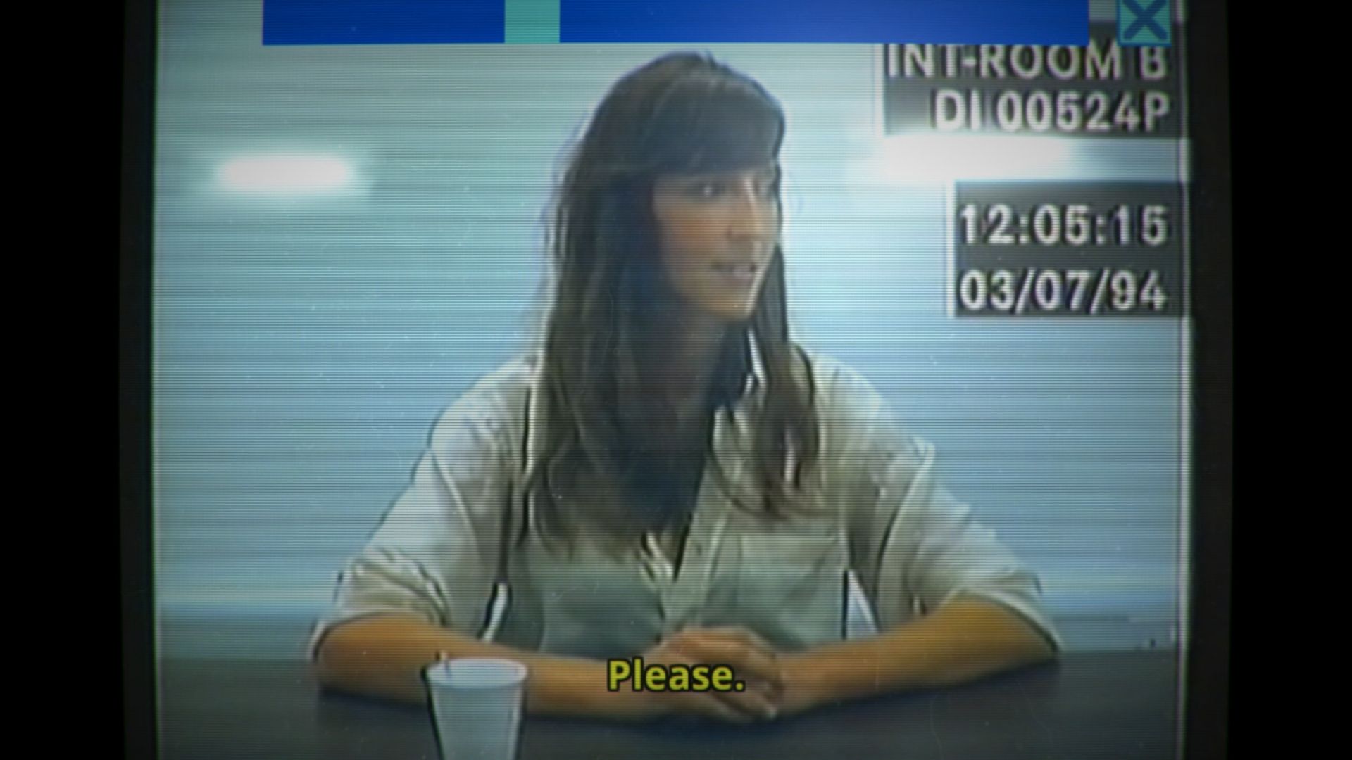 CRTテレビで見せられた警察のインタビューの女性。