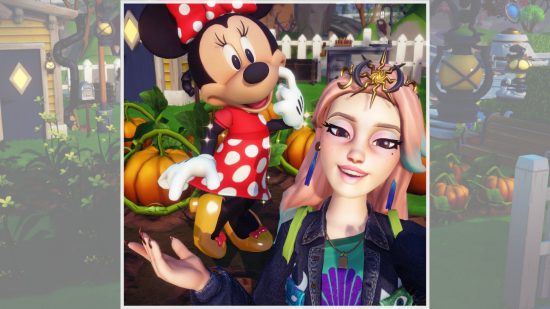 Disney Dreamlight Valley seeds - a players standing with Minnie by a pumpkin patch