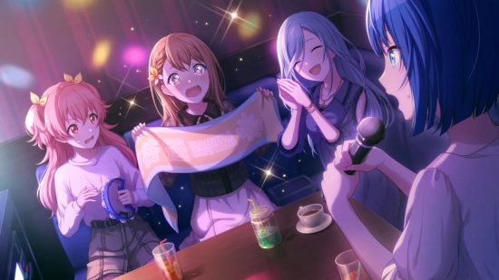 Project Sekai Cards: All four members of MMJ in a karaoke booth. Minori is crying and waving a banner for Haruka.