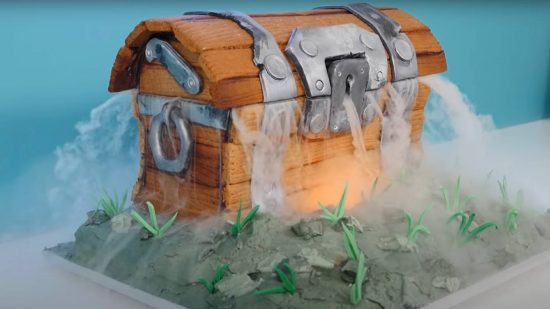 Fortnite cake: a real cake is visible, based on the iconic Fortnite chest