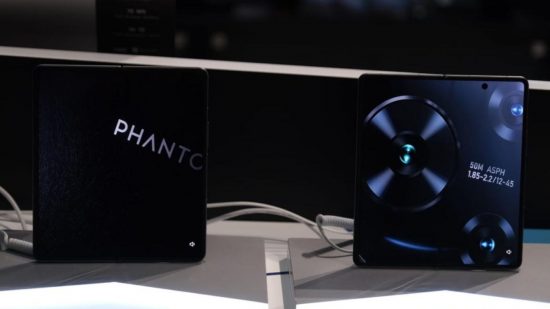 Image of the Techno Shadow Fold V from the MWC event