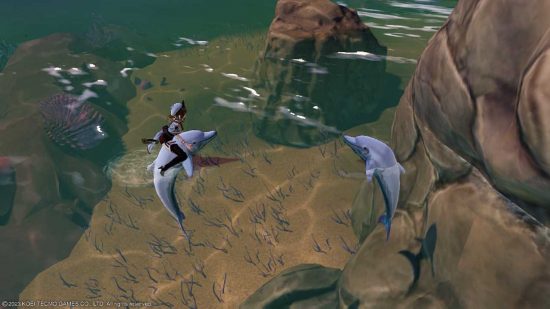 Revisión del cambio de Atelier Ryza 3: Ryza monta un delfín mientras otro delfín observa