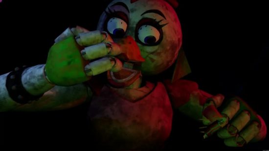 FNAF Chica: Glamrock Chica covered in dirt, eating pizza out of the garbage in the dark with her hands.