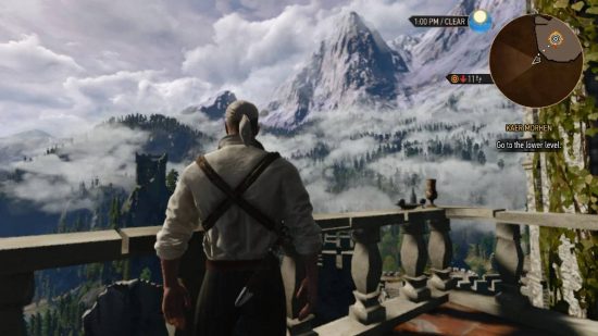 Gry o duchach: Geralt z Rivii stoi na balkonie z widokiem na dużą ośnieżoną górę