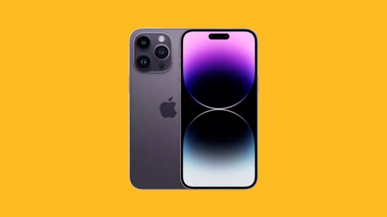 Najlepsze telefony 4G: iPhone 14 Pro Max w kolorze bakłażanowego fioletu, zarówno z przodu, jak i z tyłu, wklejony na tło mango