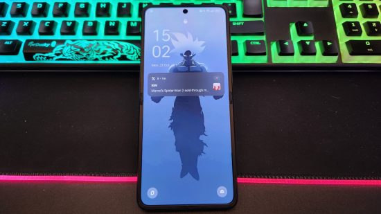 Photo of the open display on an Oppo Find N2 Flip for a review of the phone
