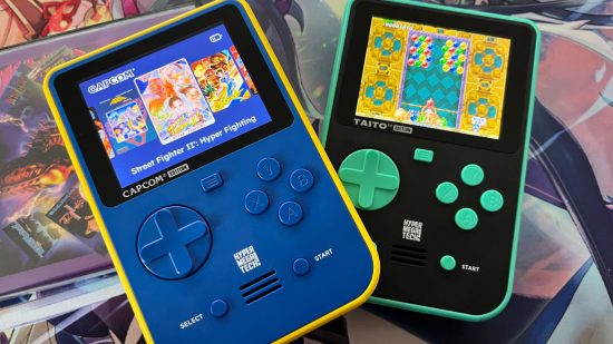 Super Pocket review - a picture of the Capcom Edition showing the carousel of games, along with the Taito Edition playing Bubble Bobble 