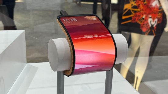Custom picture of the bendable Motorola adaptive display concept for best of MWC 2024 guide