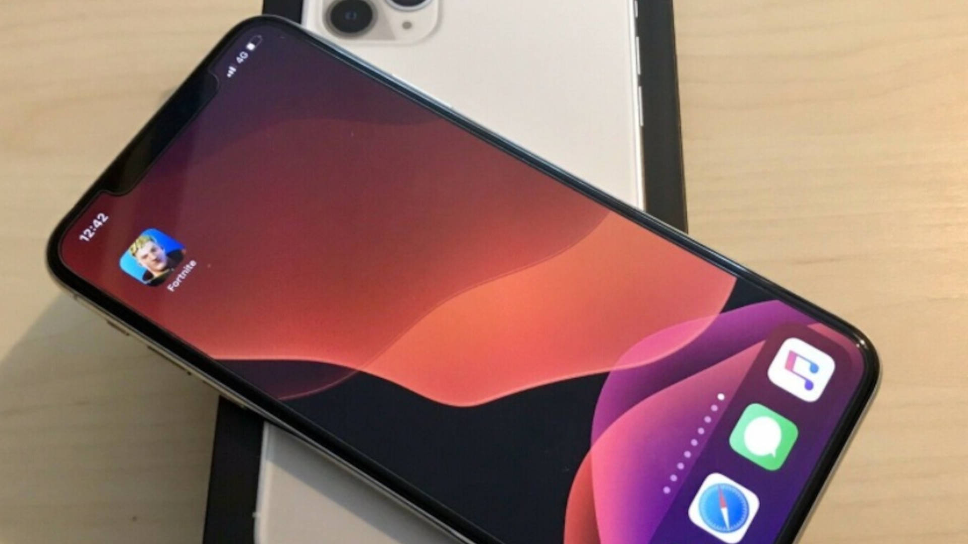 People are selling iPhones with Fortnite installed for £10,000