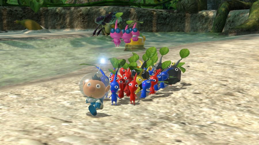 A Pikmin 3: Deluxe character leading his alien friends
