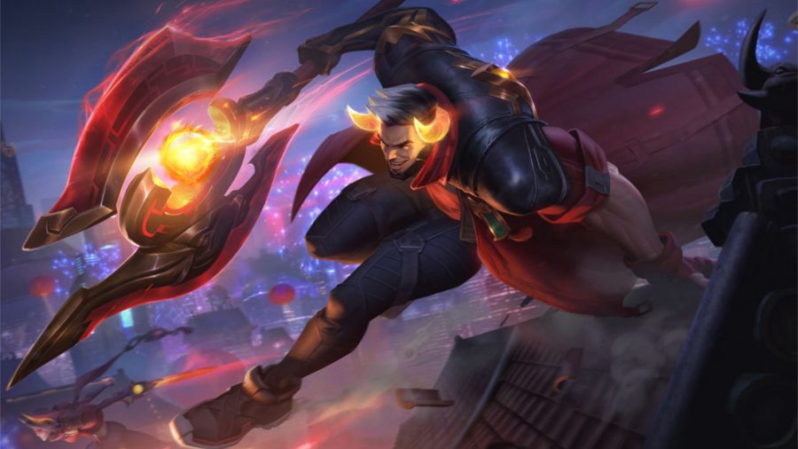 Darius jumping with his weapon