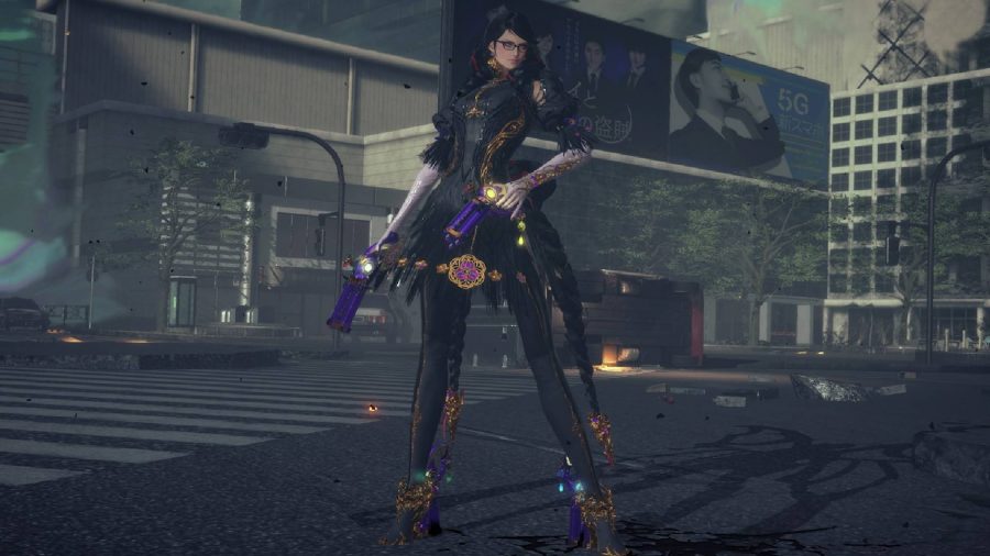 Bayonetta appears in the middle of Shibuya, with a gun ready in her right hand