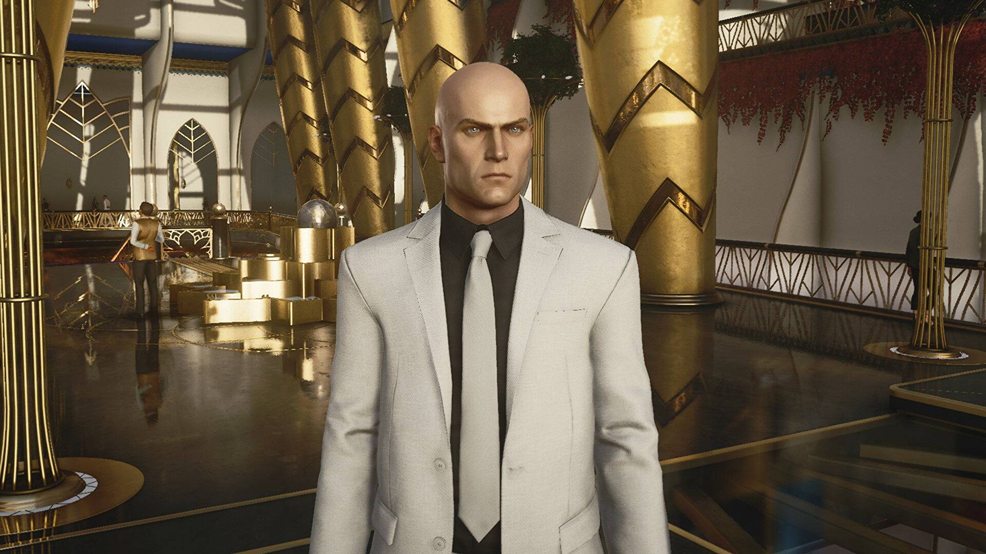 best spy games: a very bald hitman stands menacingly in a large golden room